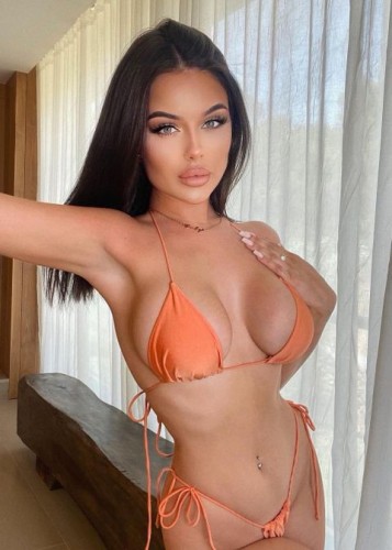 Лейла, Г. Шимановск